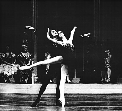 Tildeles «Kunstprisen 1980» for rollen som Odette/Odile i Svanesjøen